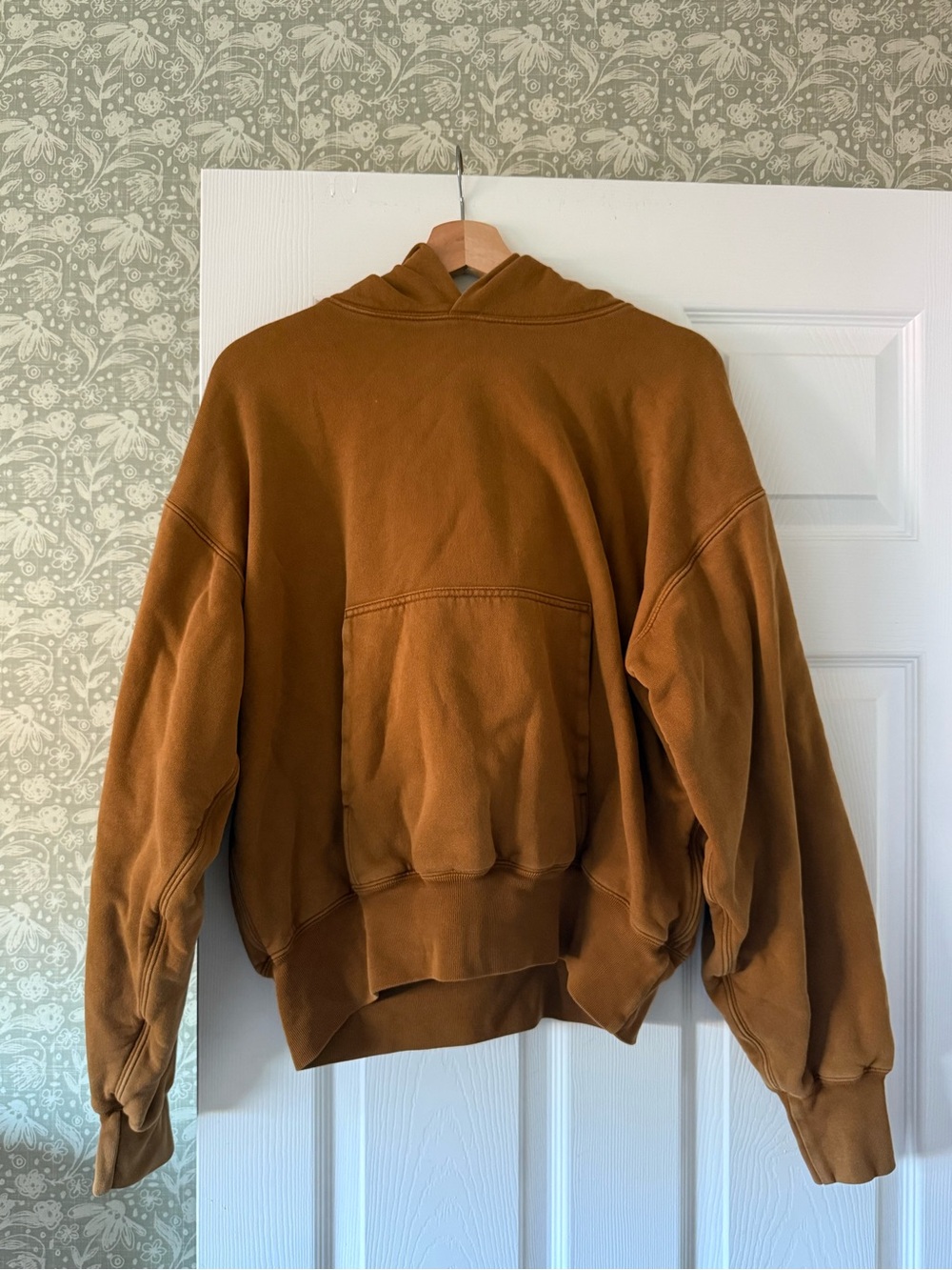 Yeezy Men's Crewneck Sweatshirt in Rust